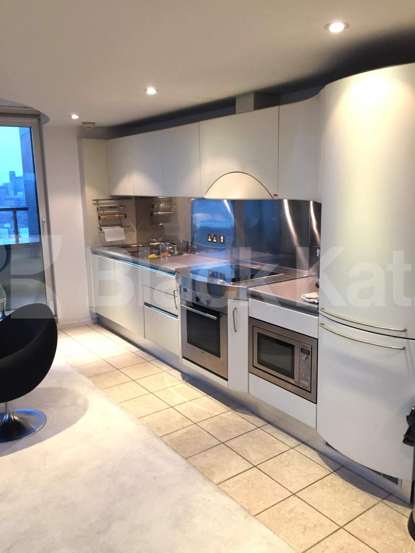 			NEW INSTRUCTION, 3 Bedroom, 1 bath, 1 reception Penthouse			 Prospective Building, Westminster Bridge Road , Waterloo